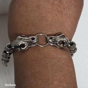 Unisex Heavy Silver-toned Double Dragon Skull Link Bracelet with Toggle Closure